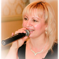 Ведущий Наталья Стражева-Родивилова 