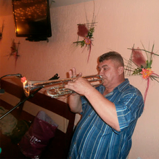 Ведущий Юрий Сумский 