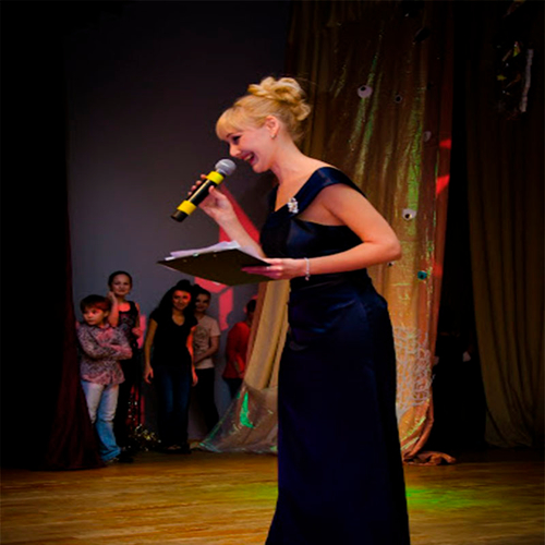 Ведущий Анастасия Лукина 