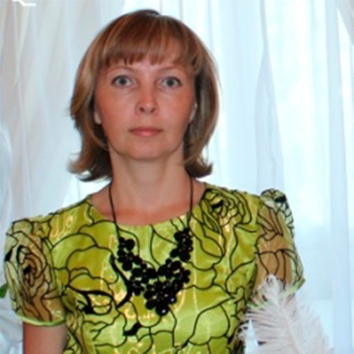 Ведущий Лариса Иванова 