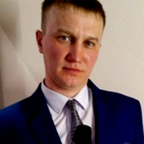 Ведущий Сергей Сальников 