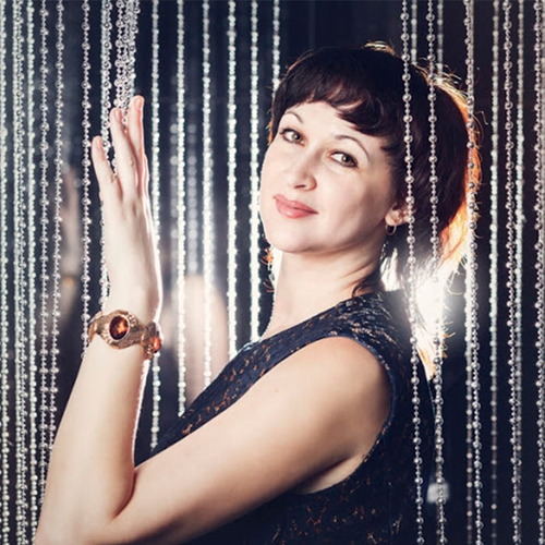 Ведущий Снежана Бородина 